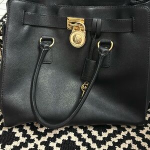 Michael kors large bag